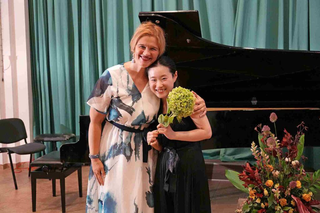 Nagino Maruyama maestralno izvela ‘La Campanellu’, a večeras uživajmo u dijalogu glazbe i humanosti
